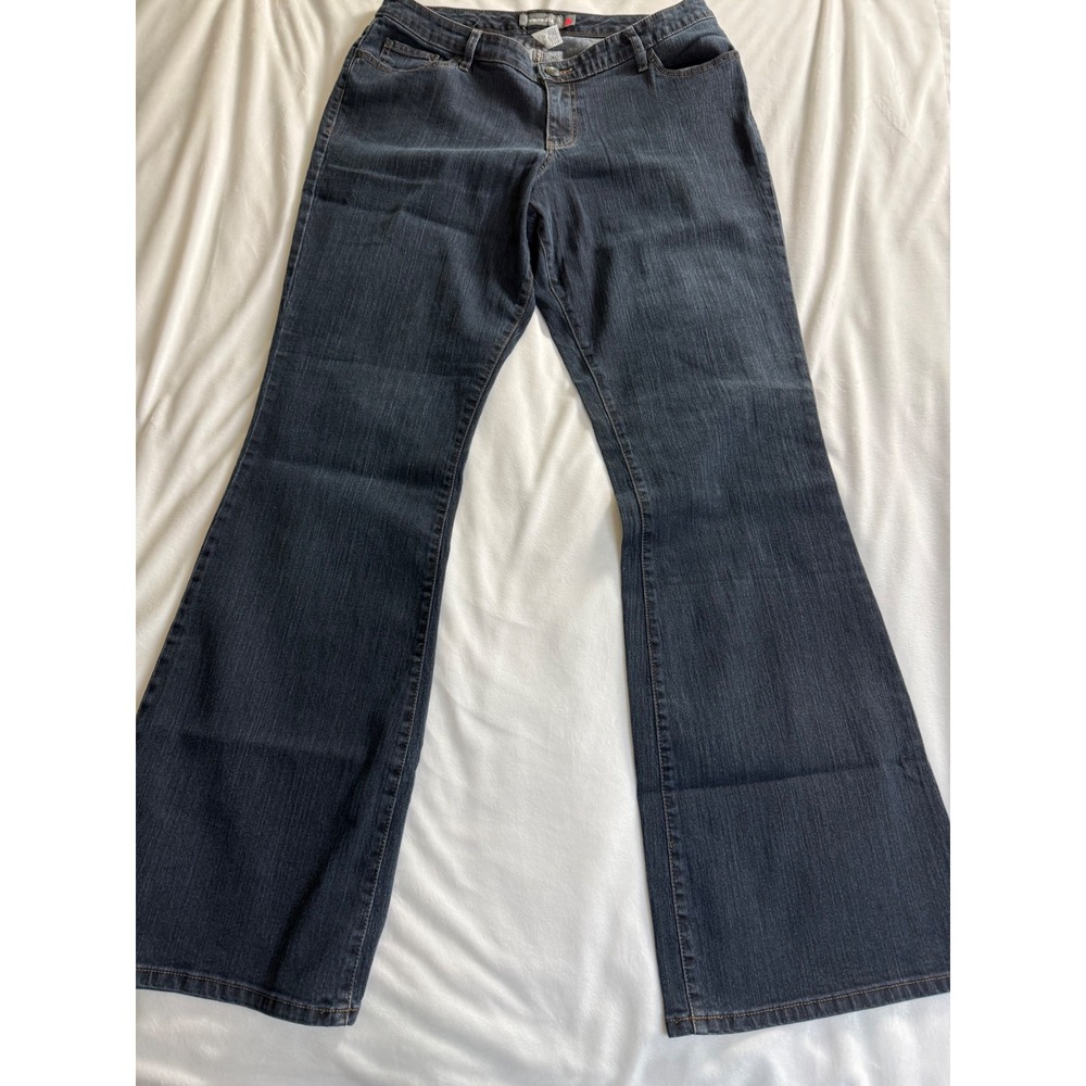 Venezia Womens Stretch Flare Jeans Dark Wash Denim Size 2 Tall 5-Pocket Classic